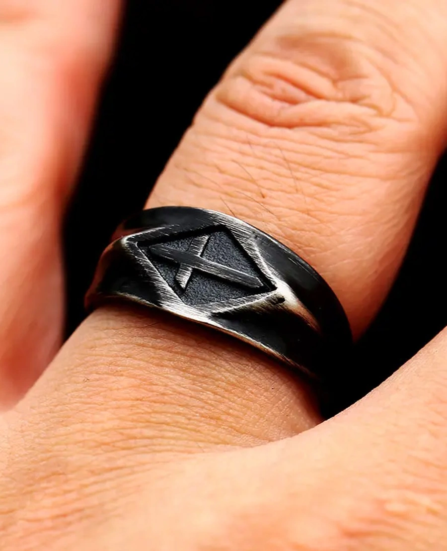 DISCOBOLE Bague Croix Gothique â Image 2