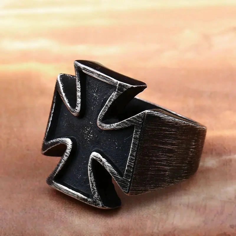 DISCOBOLE Bague Gothique 'black Iron Cross' â Image 2